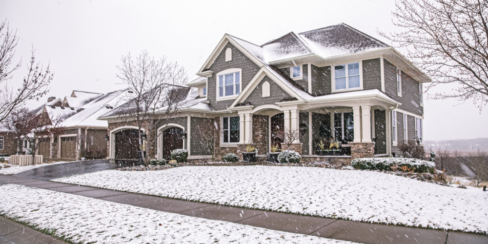 10 Tips To Selling Your Home in the Winter
